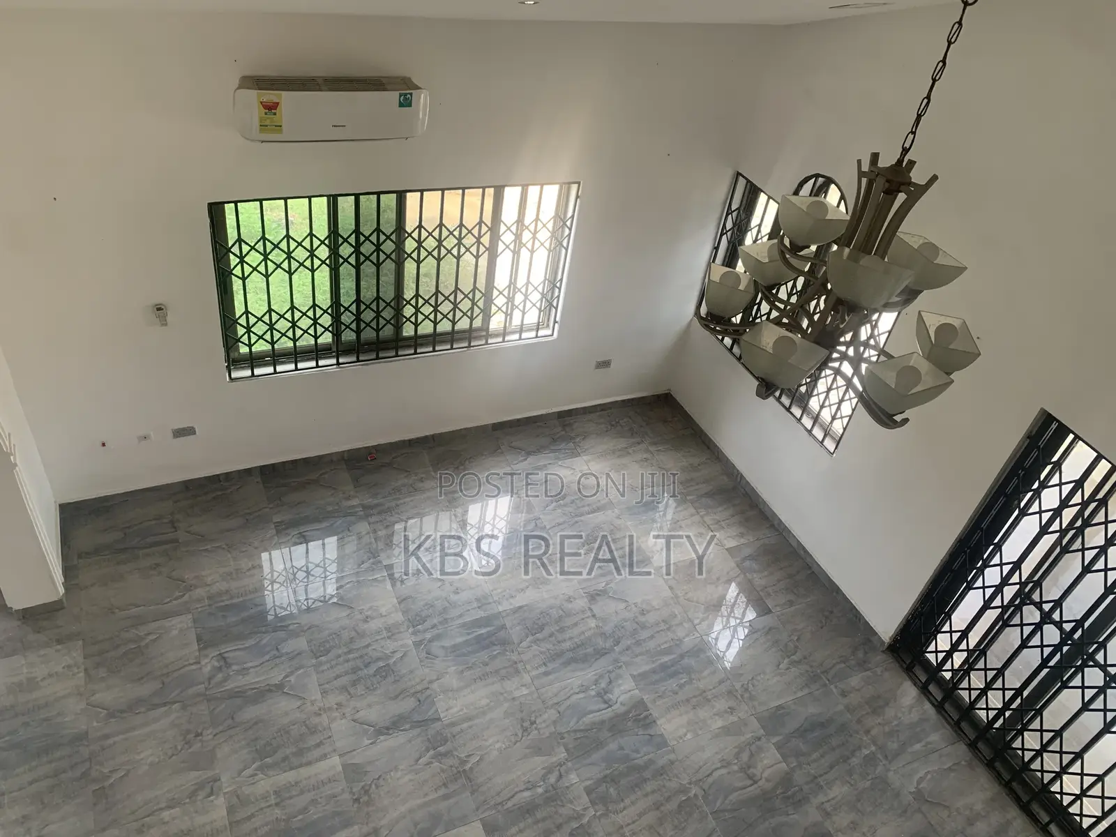 5bdrm House in East Legon, American House for rent in American House