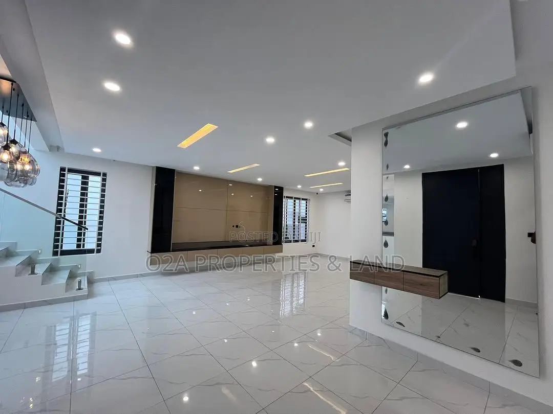 4bdrm House in Abelemkpe, Lincoln School Area for rent in Lincoln School Area