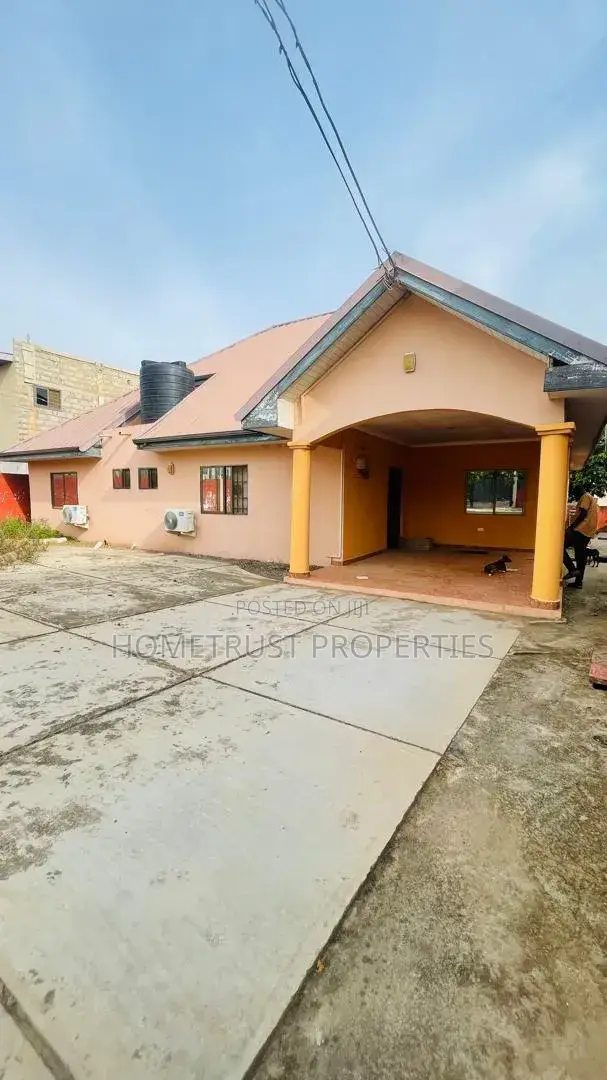 4bdrm House in Amasaman Wachild for sale in Amasaman