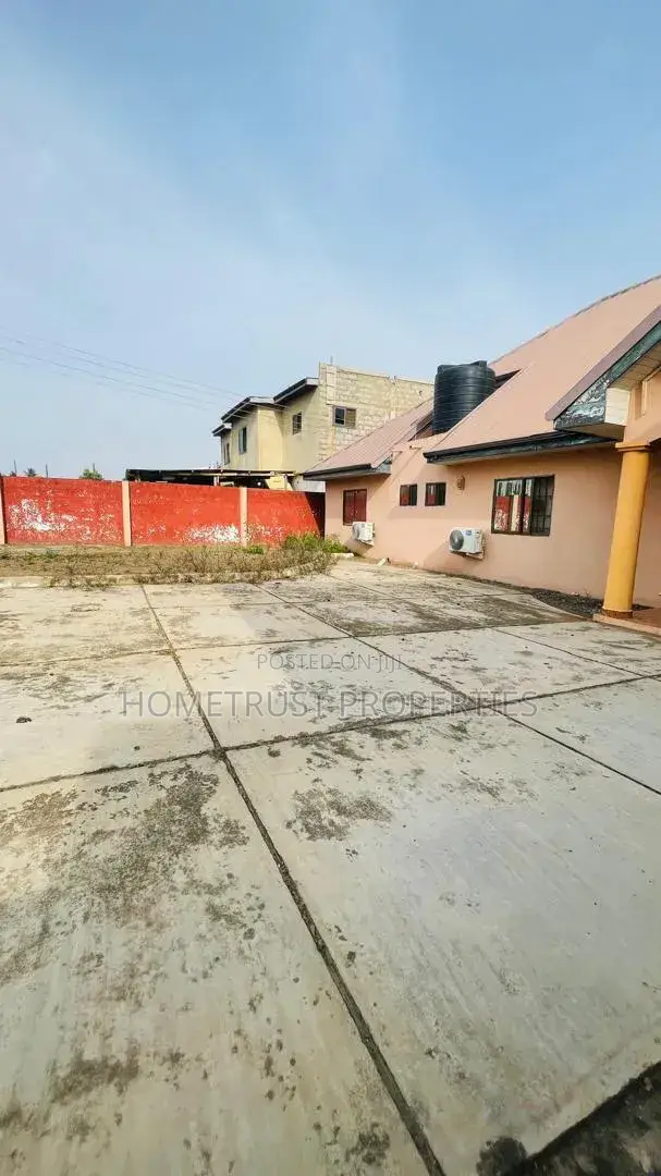 4bdrm House in Amasaman Wachild for sale in Amasaman