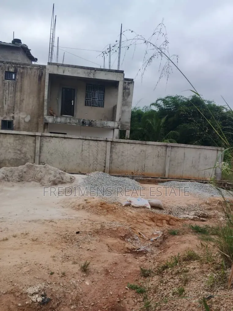 5bdrm House in Fredimens Real, Kumasi Metropolitan for sale in Kumasi Metropolitan