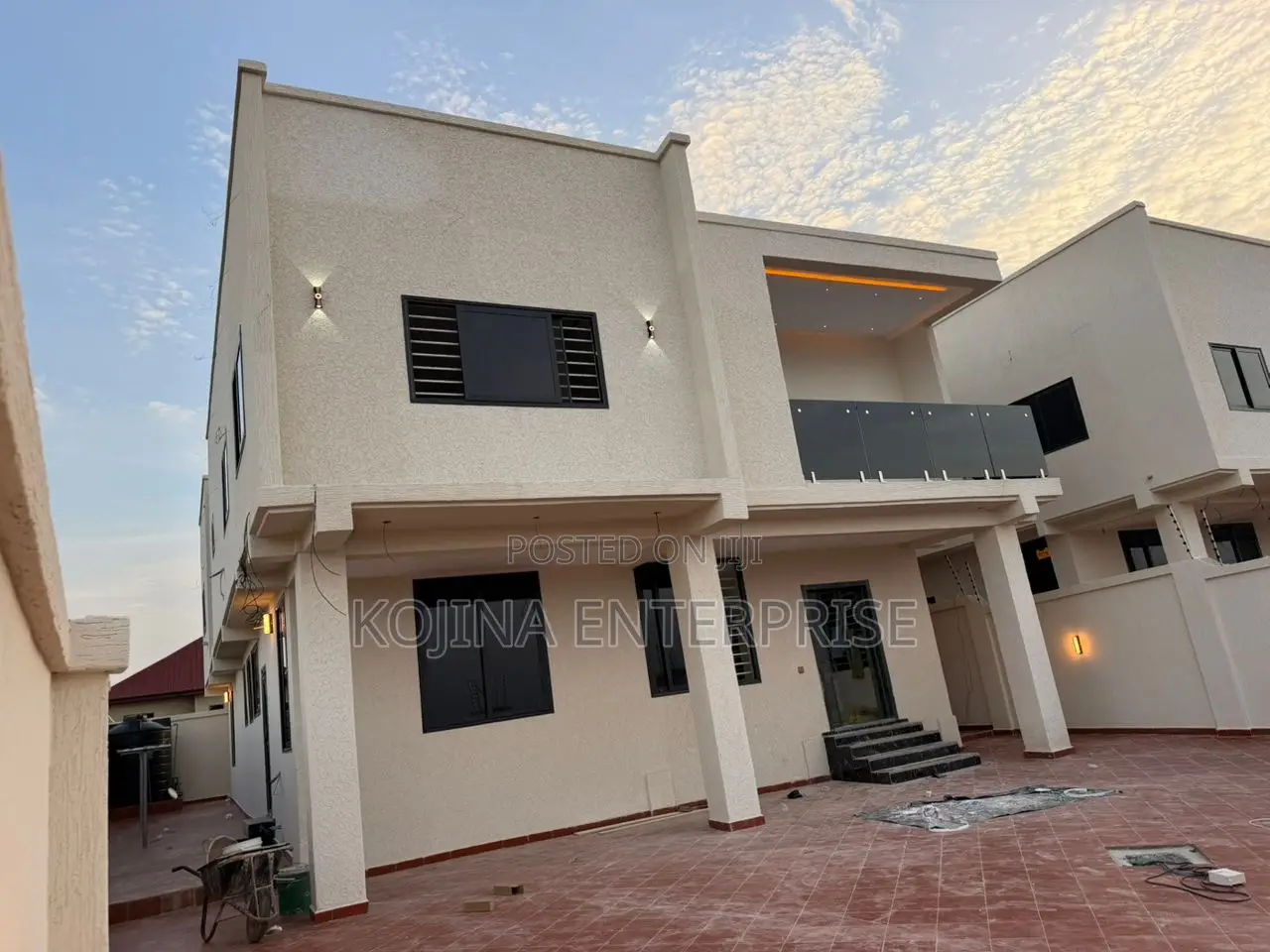 4bdrm House in Ahodwo - Kwawoma, Kumasi Metropolitan for sale in Kumasi Metropolitan