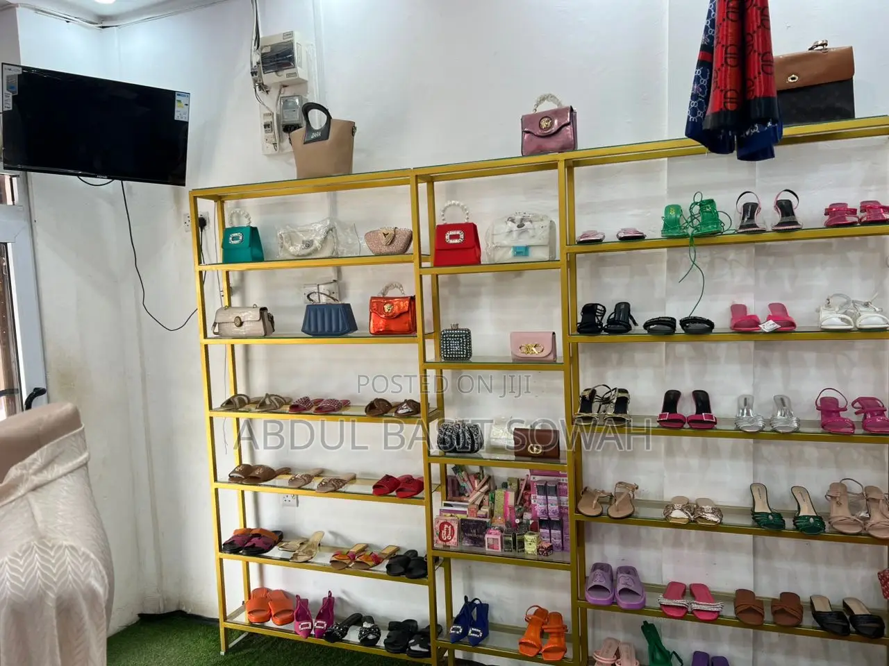 Shop for Sell in Sowutwuom