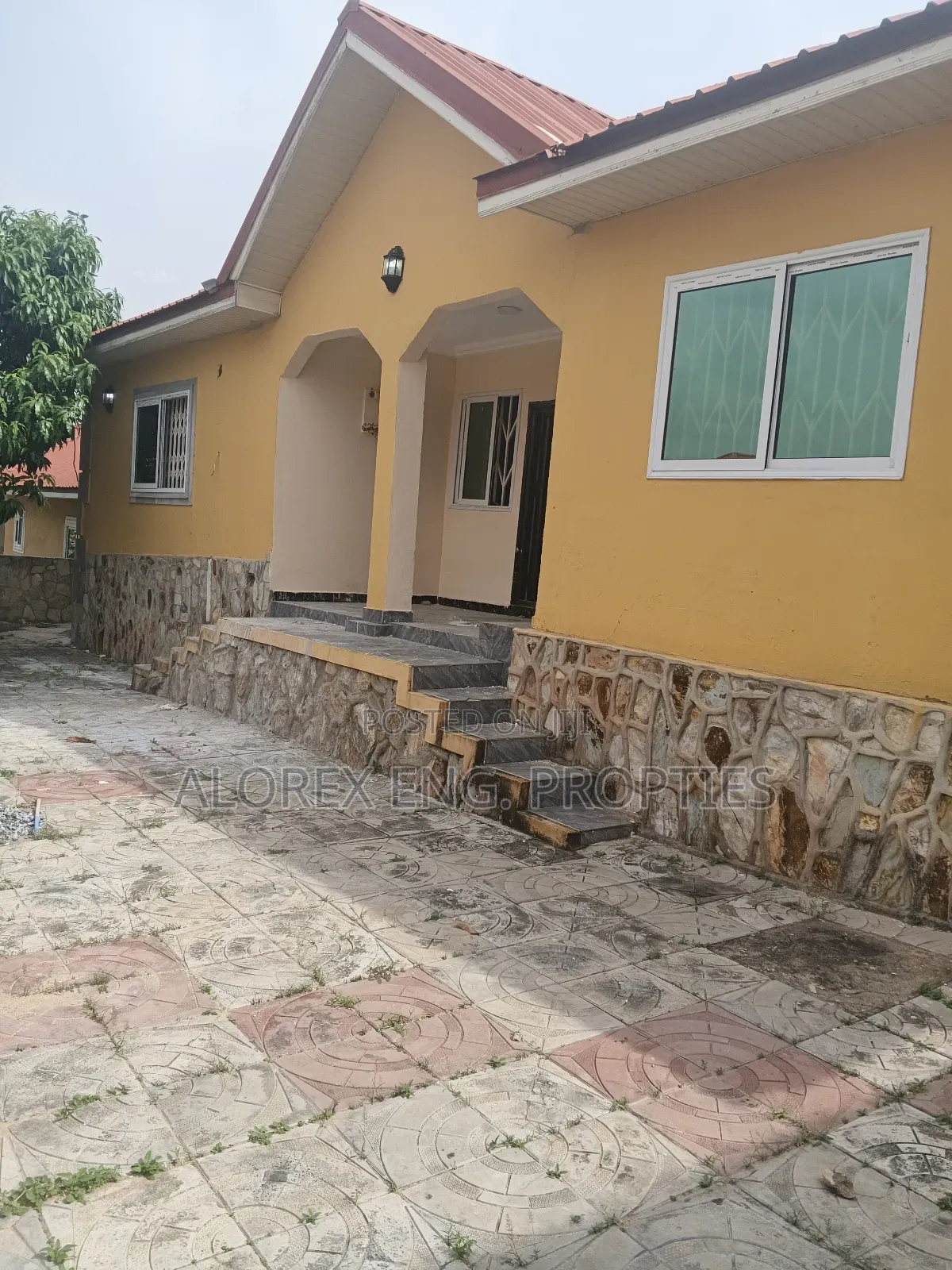 Furnished 3bdrm House in Oyarifa, Ghana Flag for rent in Ghana Flag