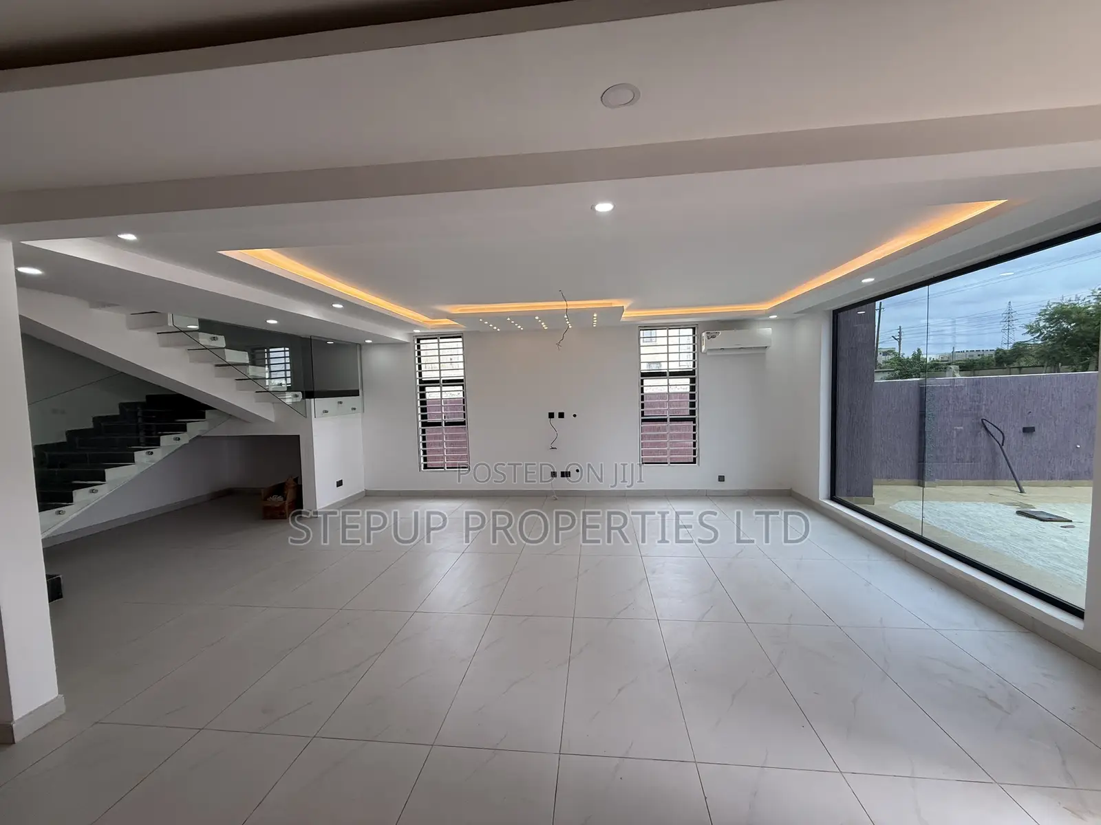 5bdrm House in East Legon Hills for sale in East Legon