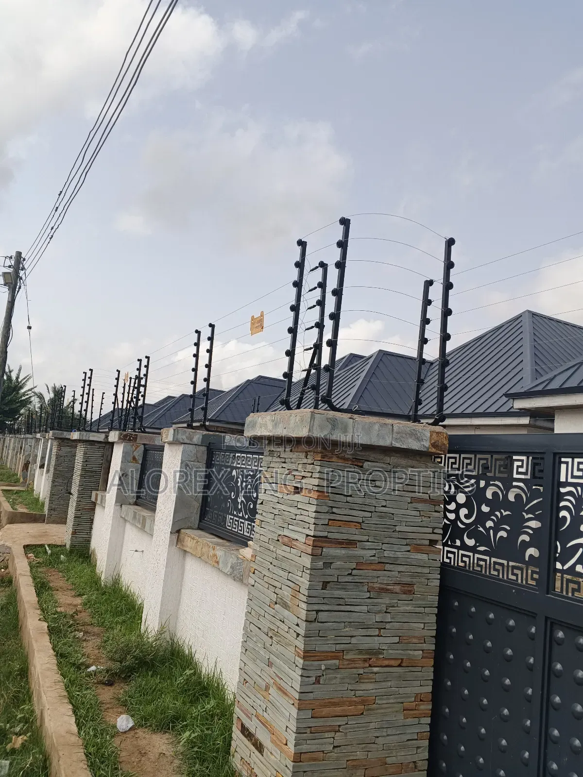 3bdrm House in Ashieyie $160K, Frafraha for sale in Frafraha