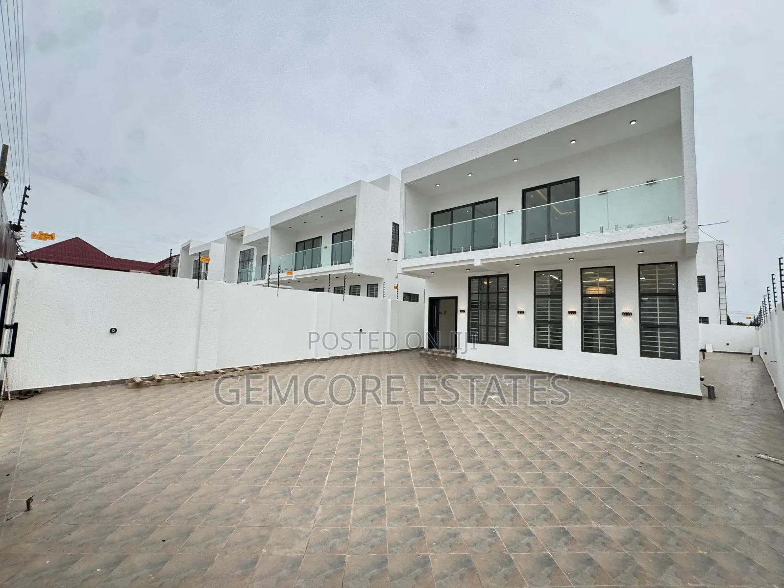 4bdrm House in East Legon Hills, School Junction for sale in School Junction