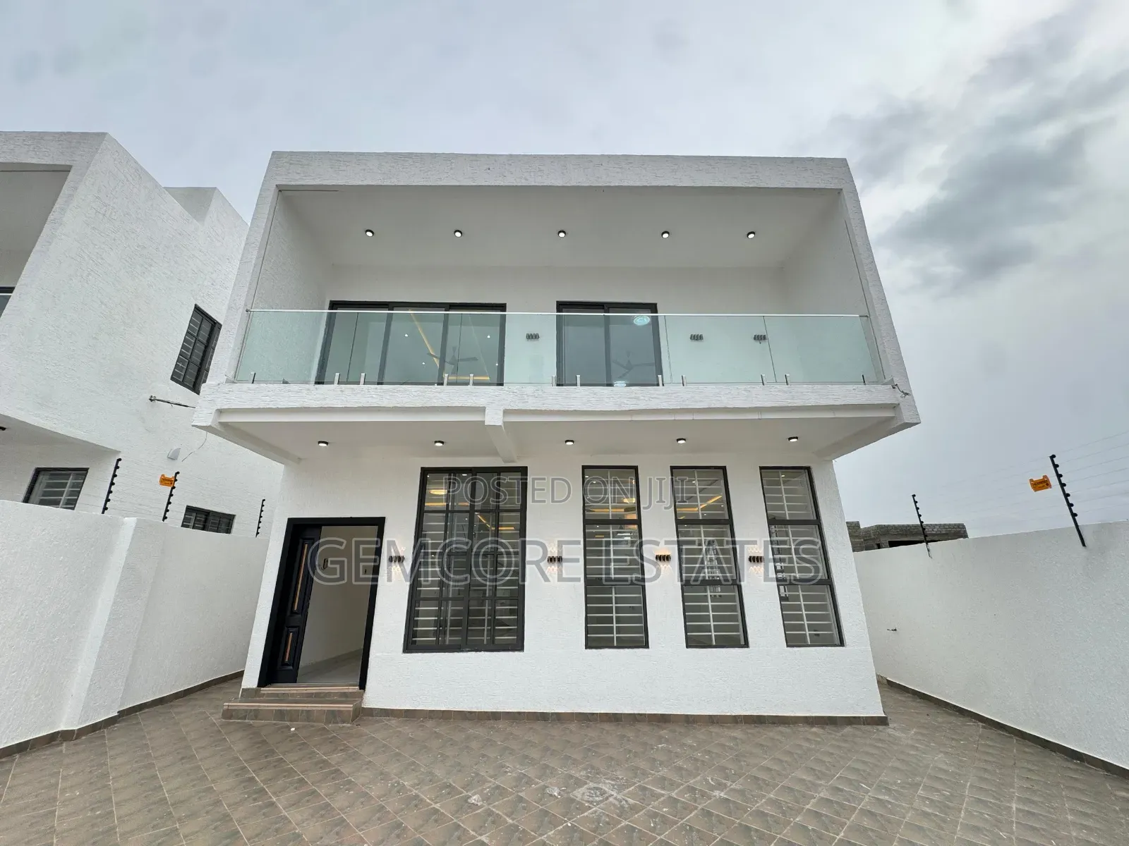 4bdrm House in East Legon Hills, School Junction for sale in School Junction