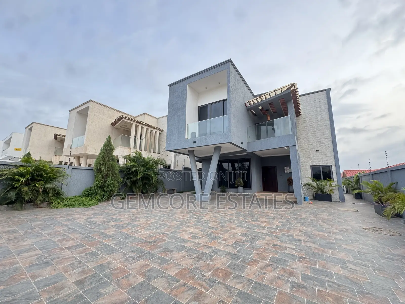 4bdrm House in East Legon Hills, Ashaley Botwe for sale in Ashaley Botwe
