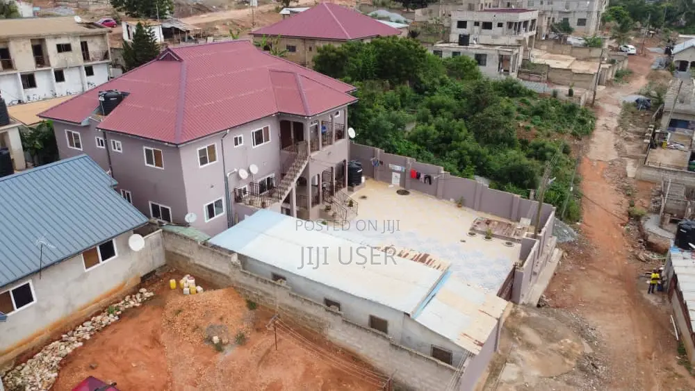 18bdrm Apartment in ...., Bullemin for sale in Bullemin