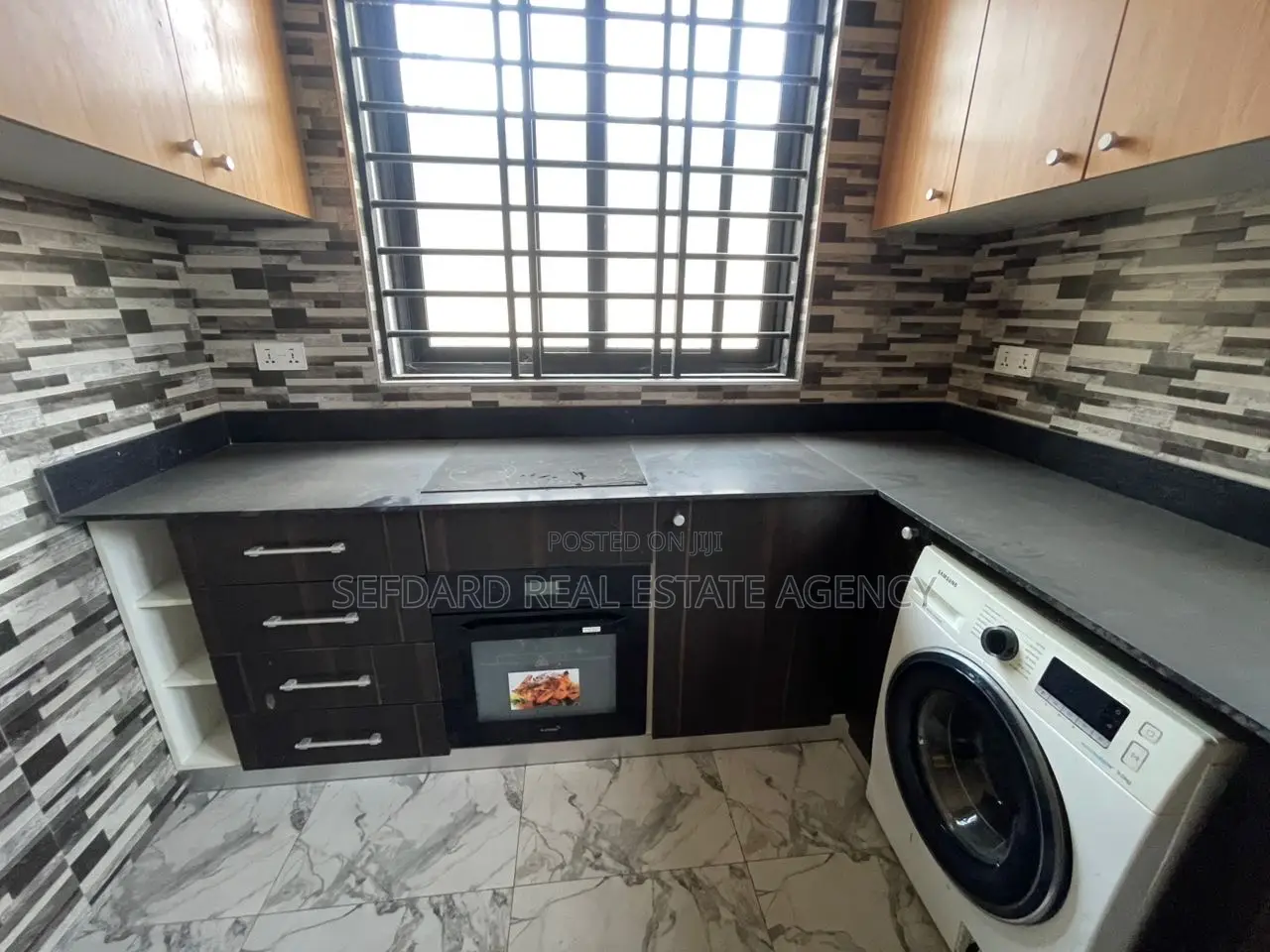 2bdrm Apartment in Sefdard Properties, Sakumono for rent in Sakumono
