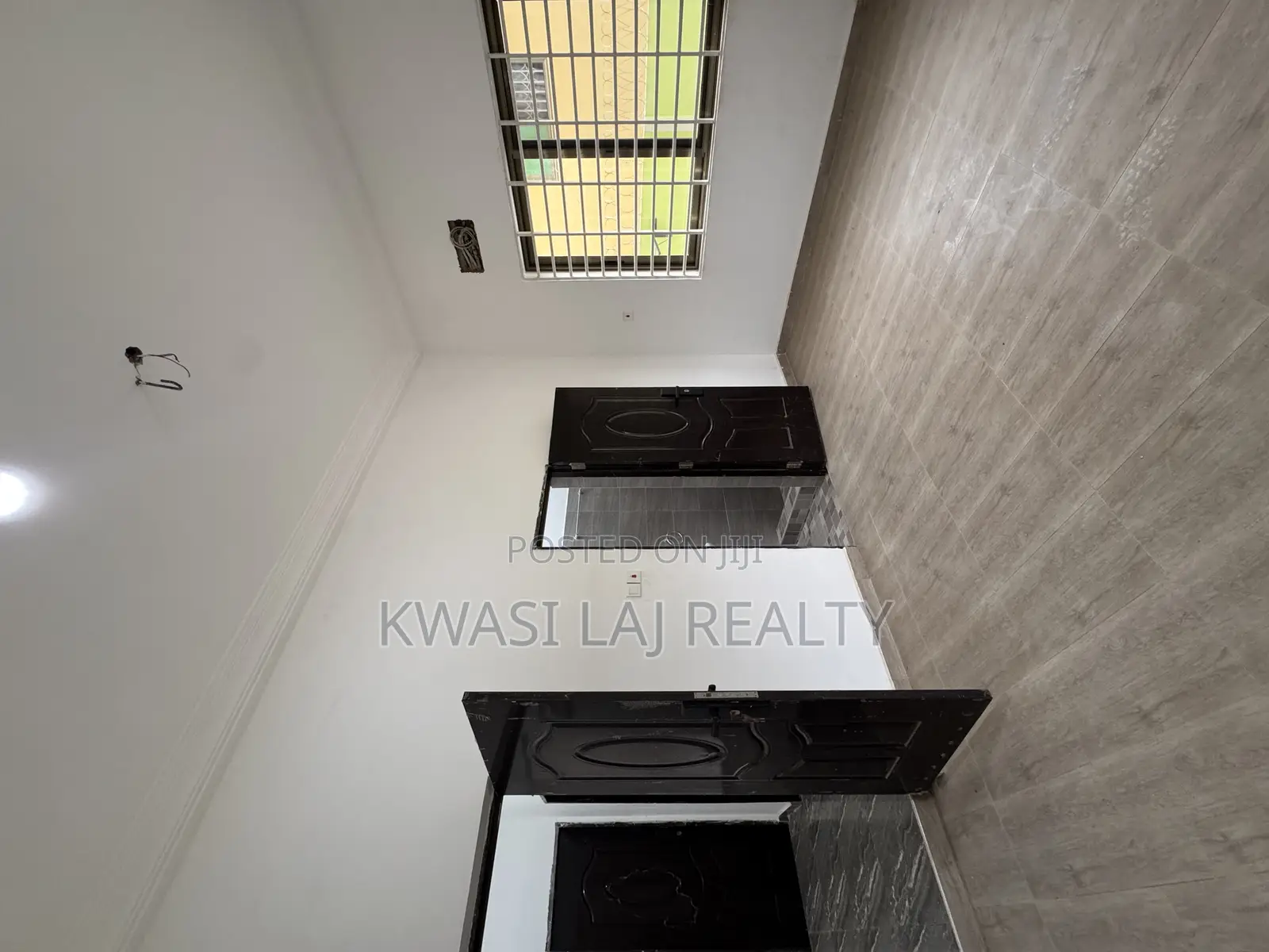 2bdrm Apartment in Aplaku Kokrobite, Weija for rent in Weija