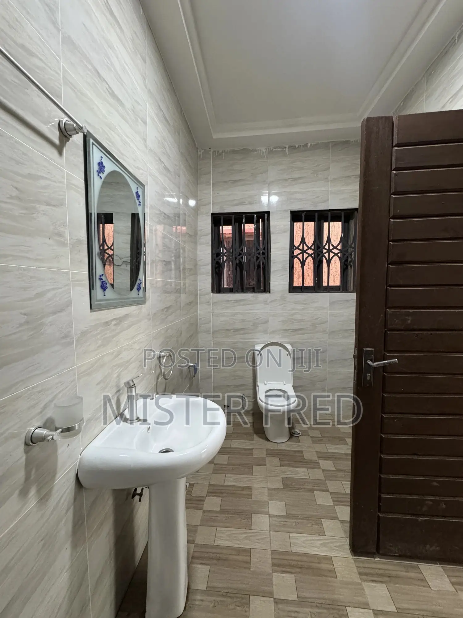 2bdrm Apartment in Tetegu Junction, Weija for rent in Weija