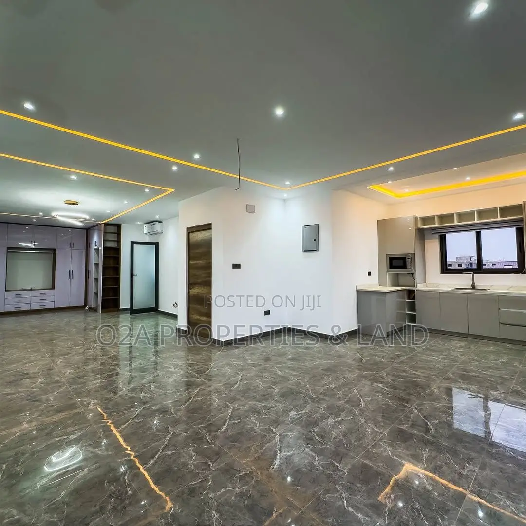 4bdrm House in Lakeside Estate for sale in Lake Side Estate