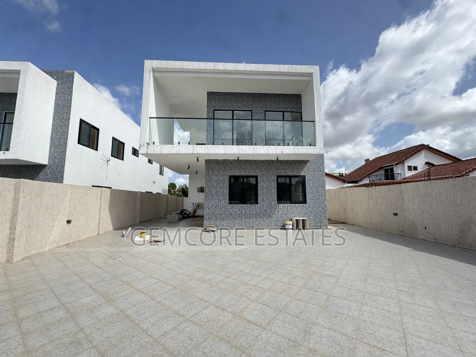 4bdrm House in East Legon, Adjiriganor for sale in Adjiriganor