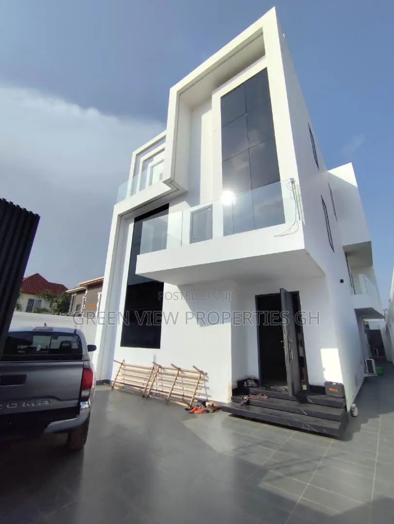 4bdrm Duplex in East Legon for rent in East Legon