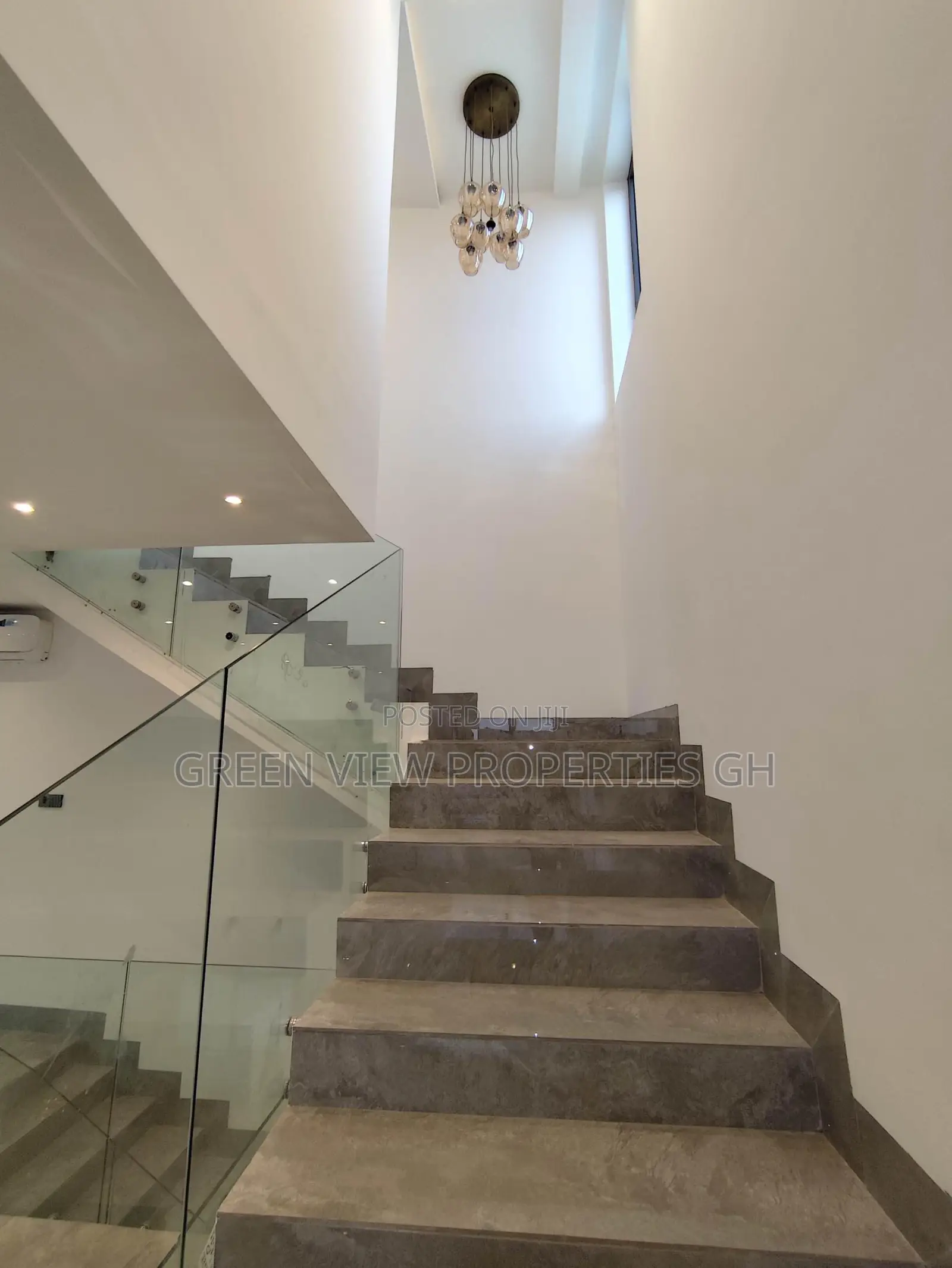 4bdrm Duplex in East Legon for rent in East Legon