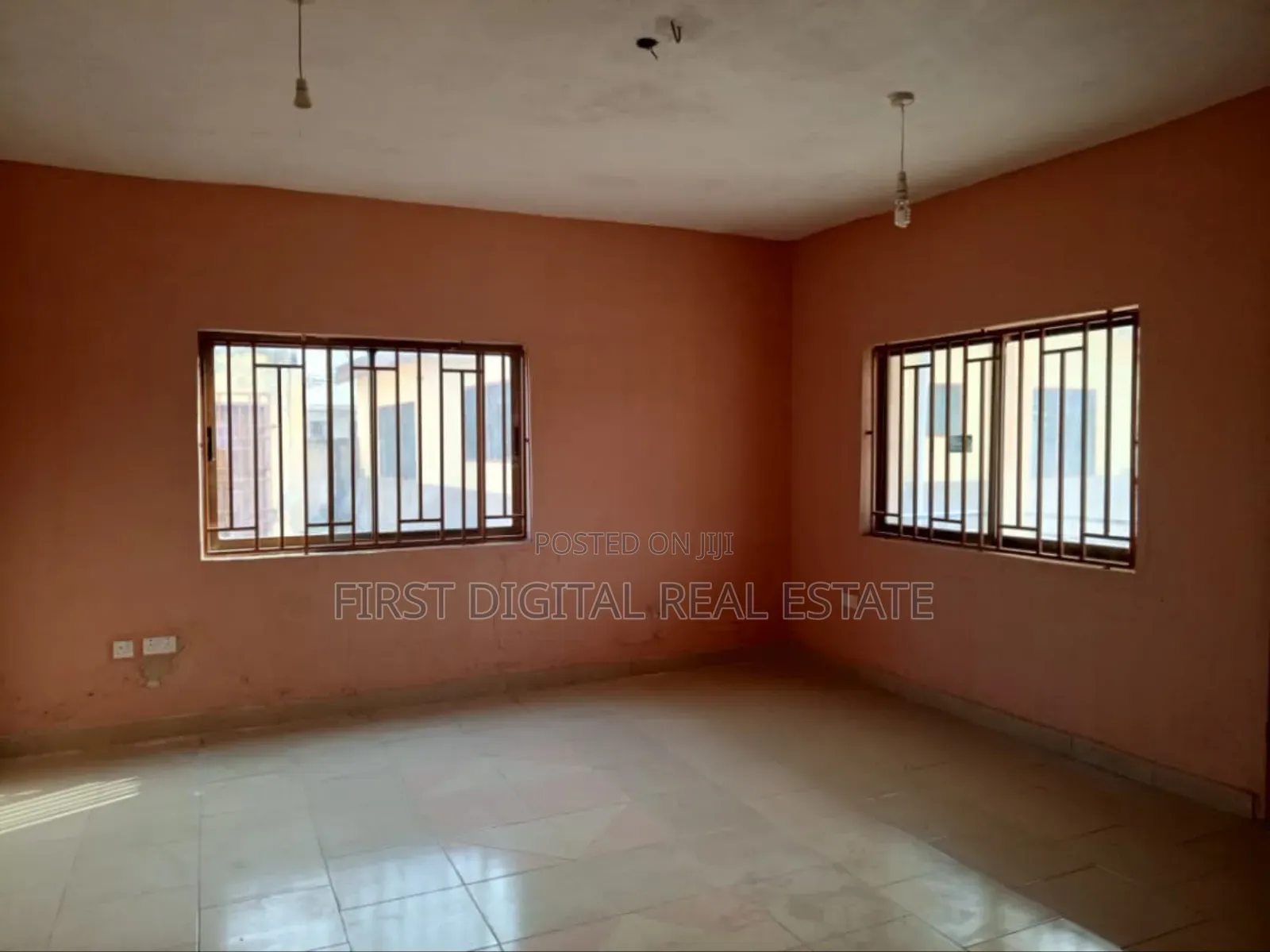 5 Bedroom Apartment for Sale at Dansoman in Amasaman