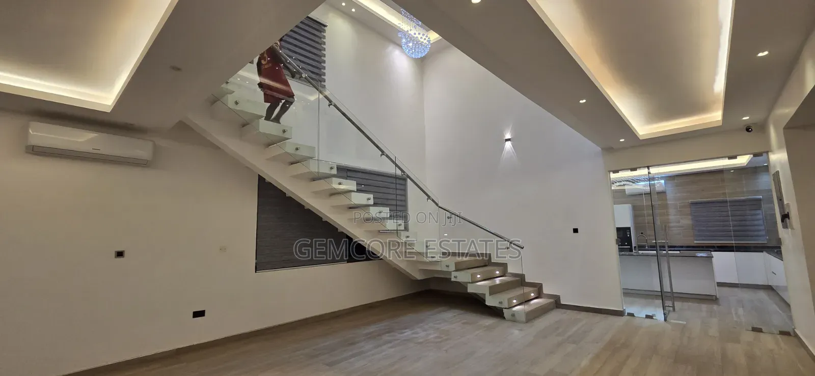 5bdrm House in East Legon Hills, School Junction for sale in School Junction