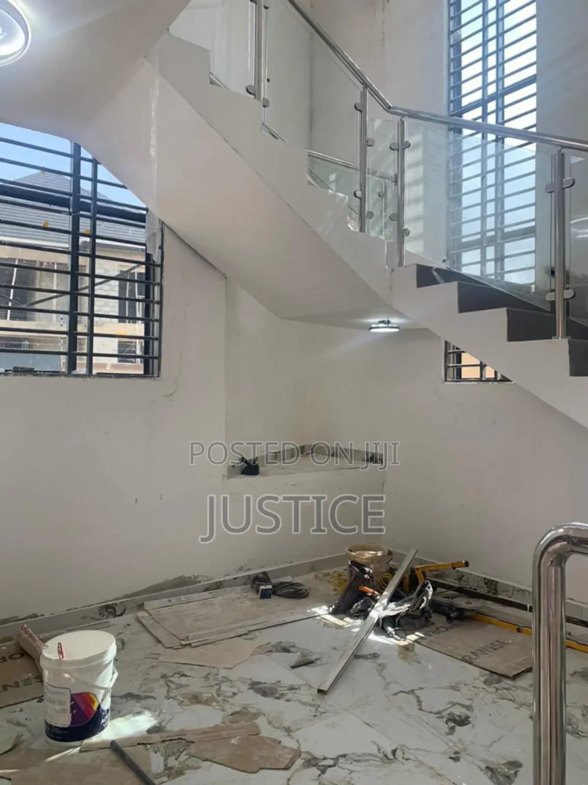 5bdrm Duplex in Kwabenya for sale in Kwabenya