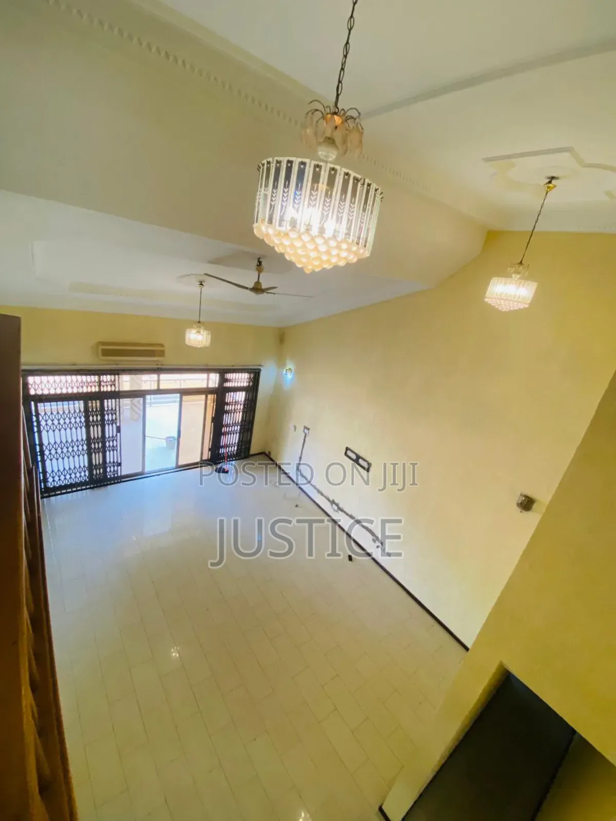 5bdrm Mansion in Achimota, Mile 7 for rent in Mile 7