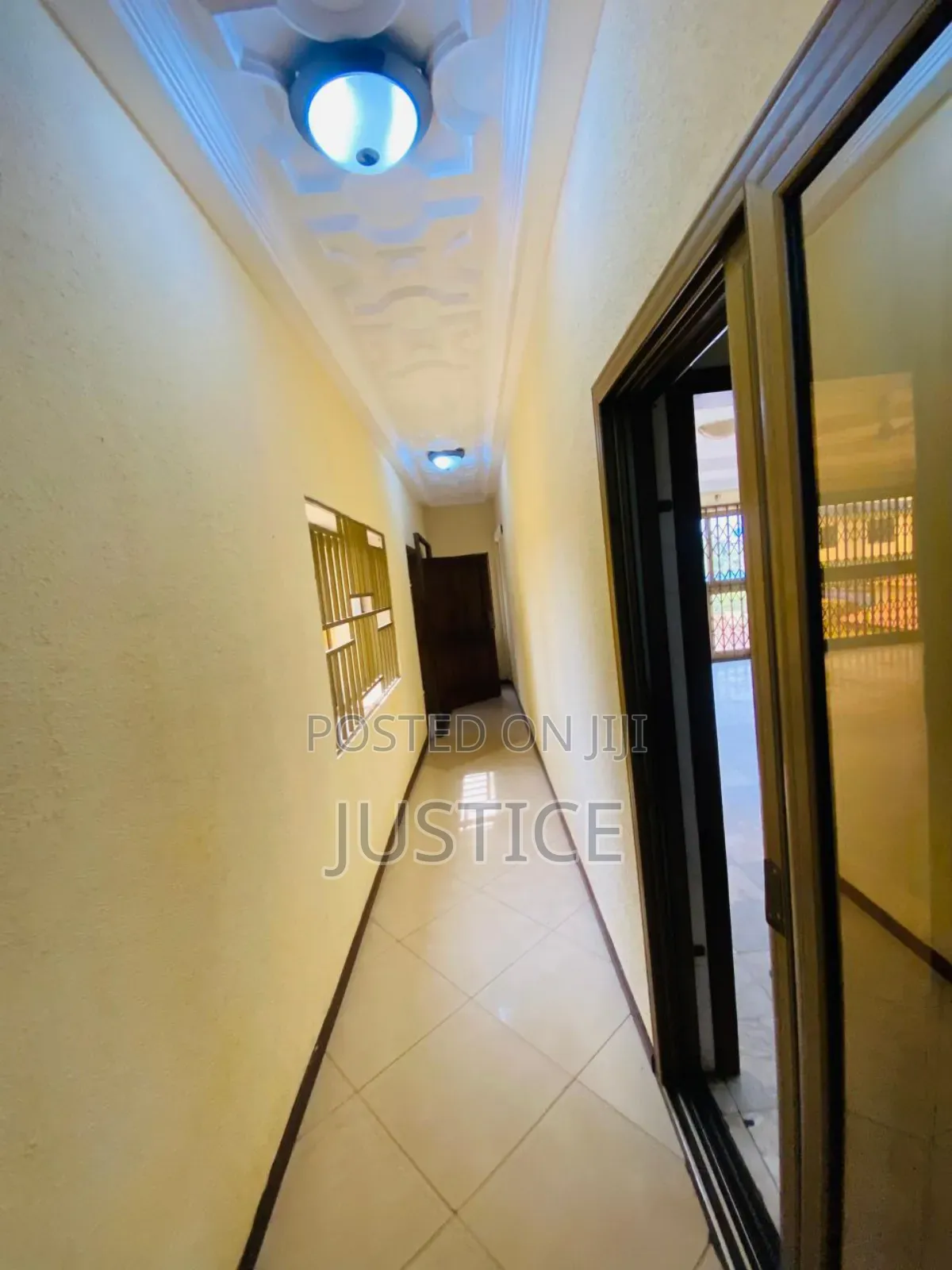 5bdrm Mansion in Achimota, Mile 7 for rent in Mile 7