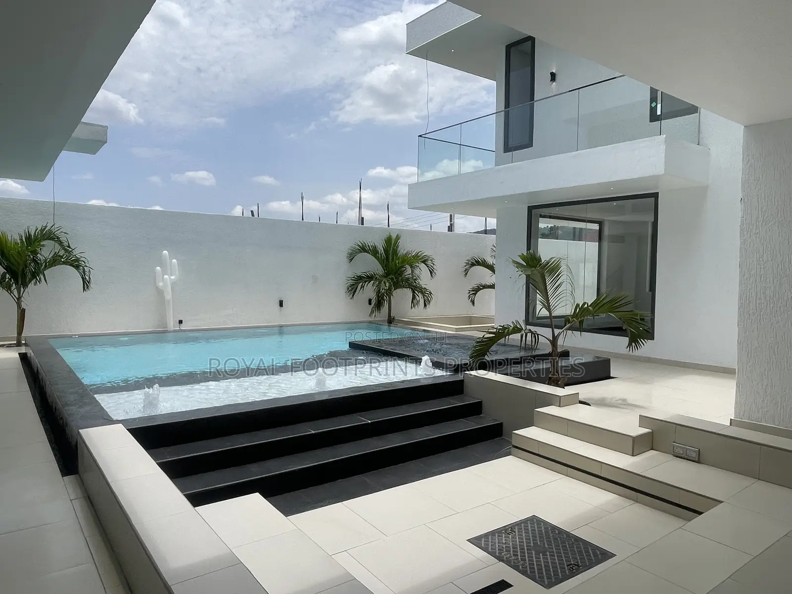 6bdrm Mansion in Royal Footprints, Oyarifa Mall Area for sale in Oyarifa Mall Area