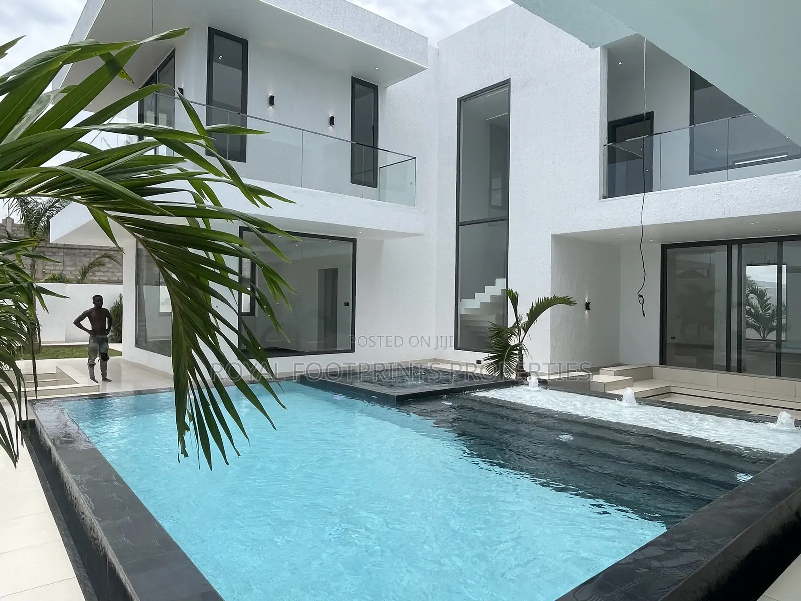 6bdrm Mansion in Royal Footprints, Oyarifa Mall Area for sale in Oyarifa Mall Area