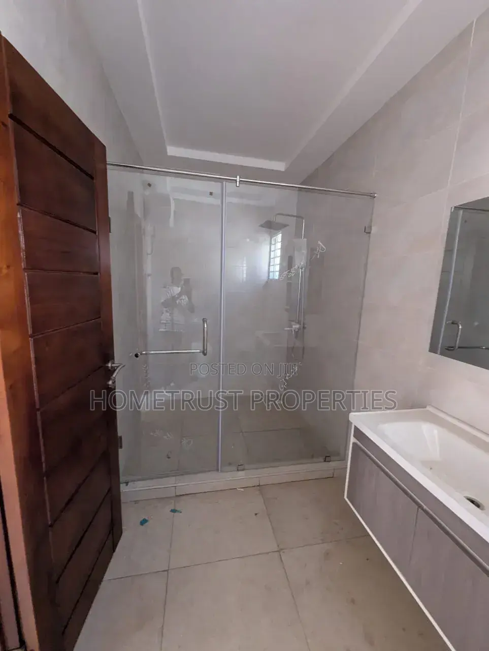 4bdrm Duplex in Achimota Mall Area for rent in The Mall