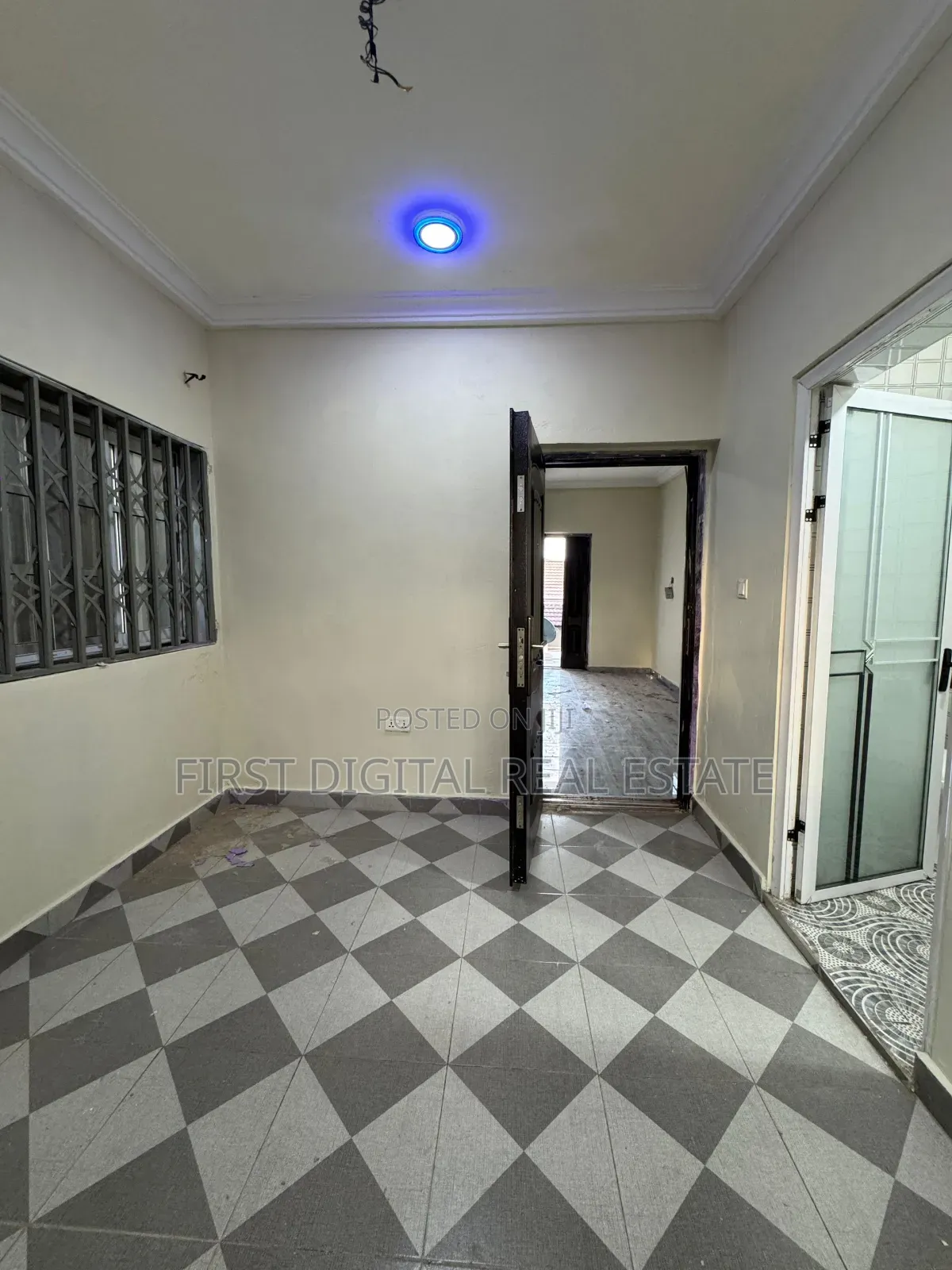 1bdrm House in First Digital Real, West Hills Mall Area for rent in West Hills Mall Area