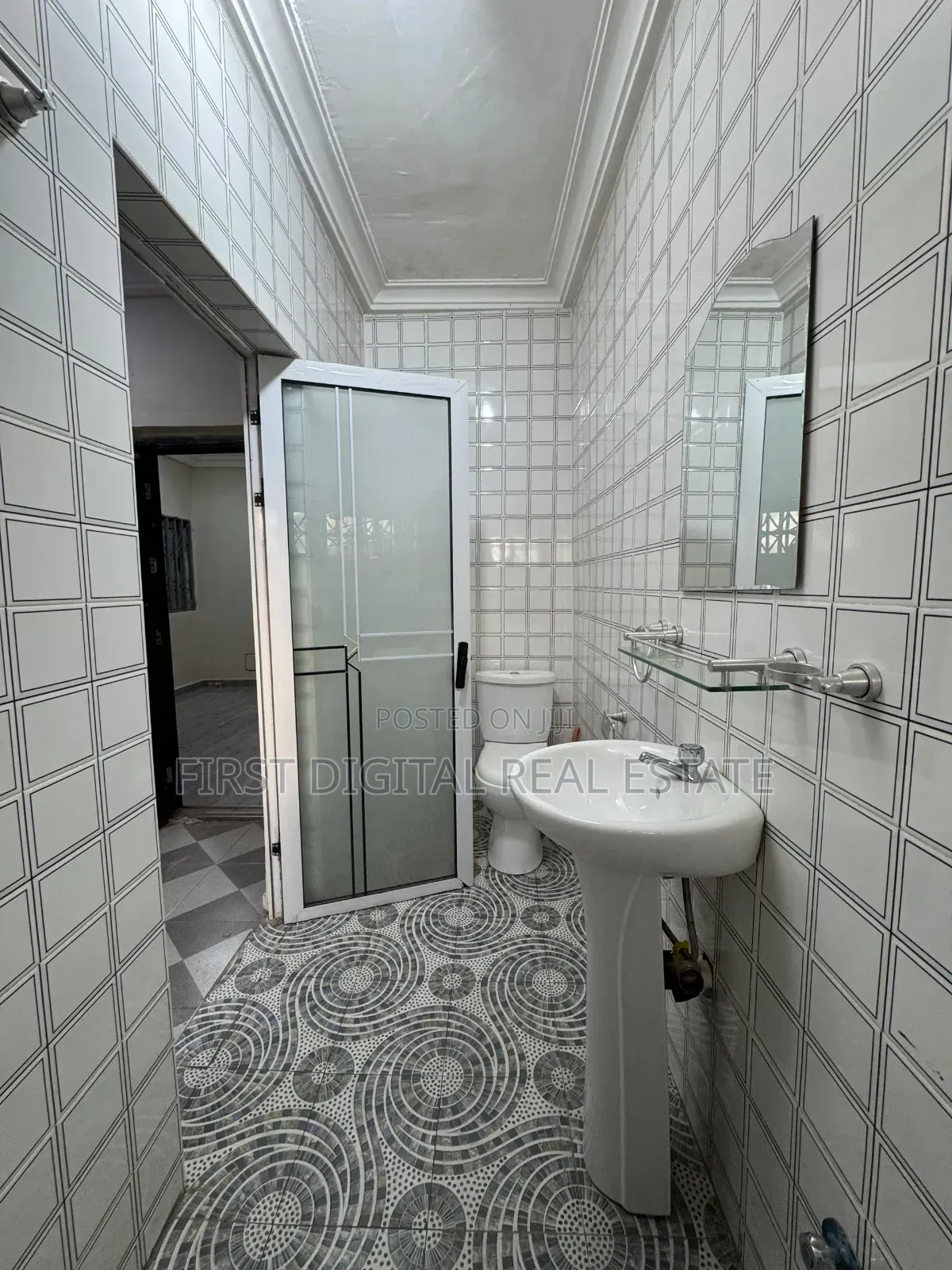 1bdrm House in First Digital Real, West Hills Mall Area for rent in West Hills Mall Area