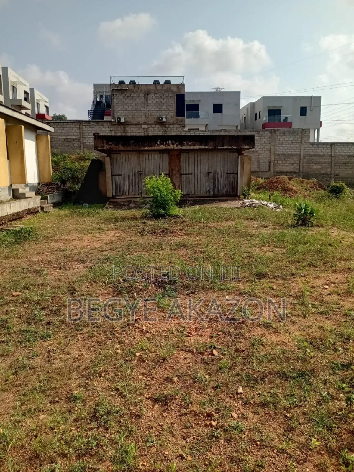 200/120ft Plots of Land at Agbogba Total Filling Station in School Park Area