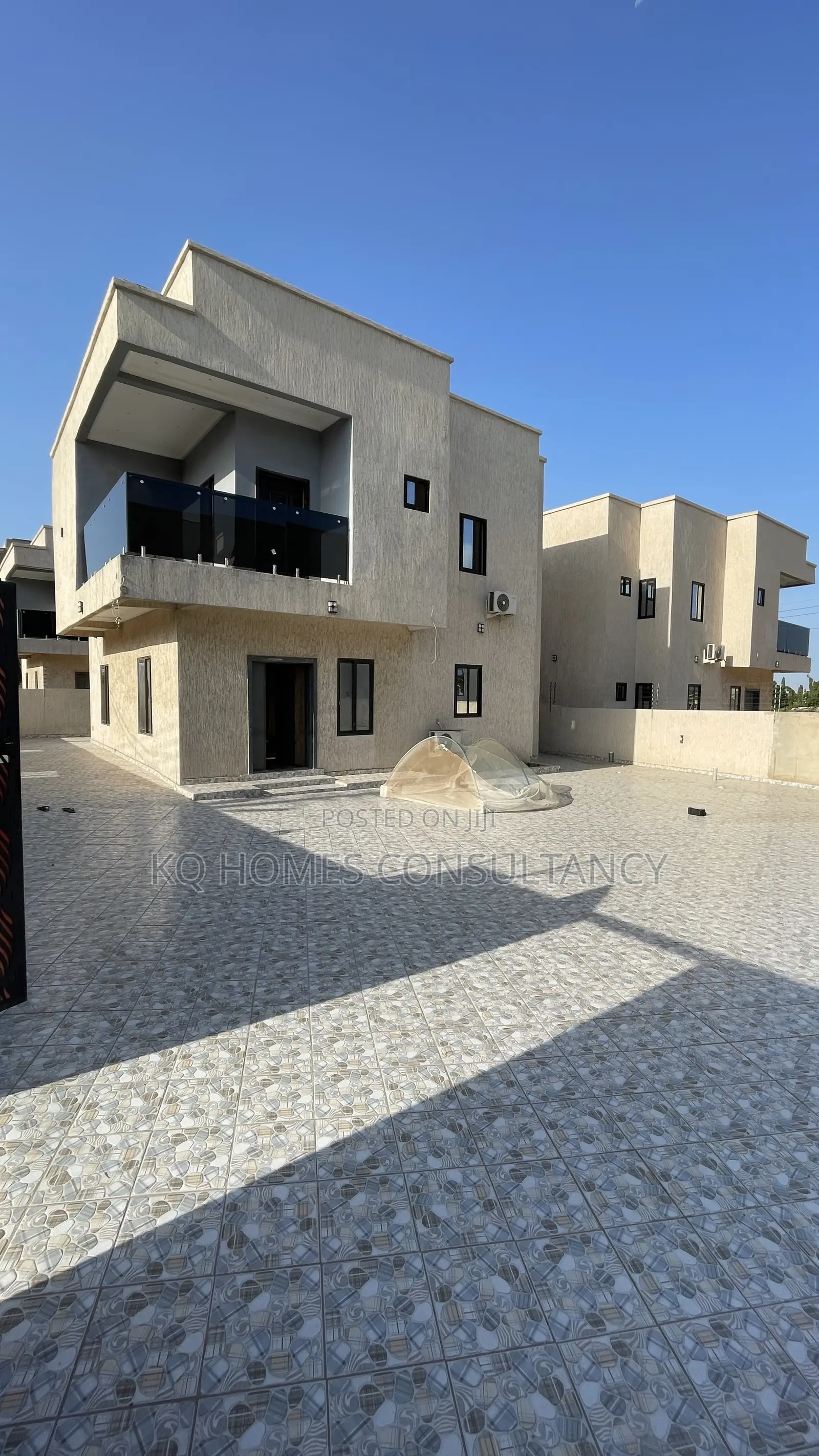 4bdrm House in Ogbojo, East Legon for sale in East Legon