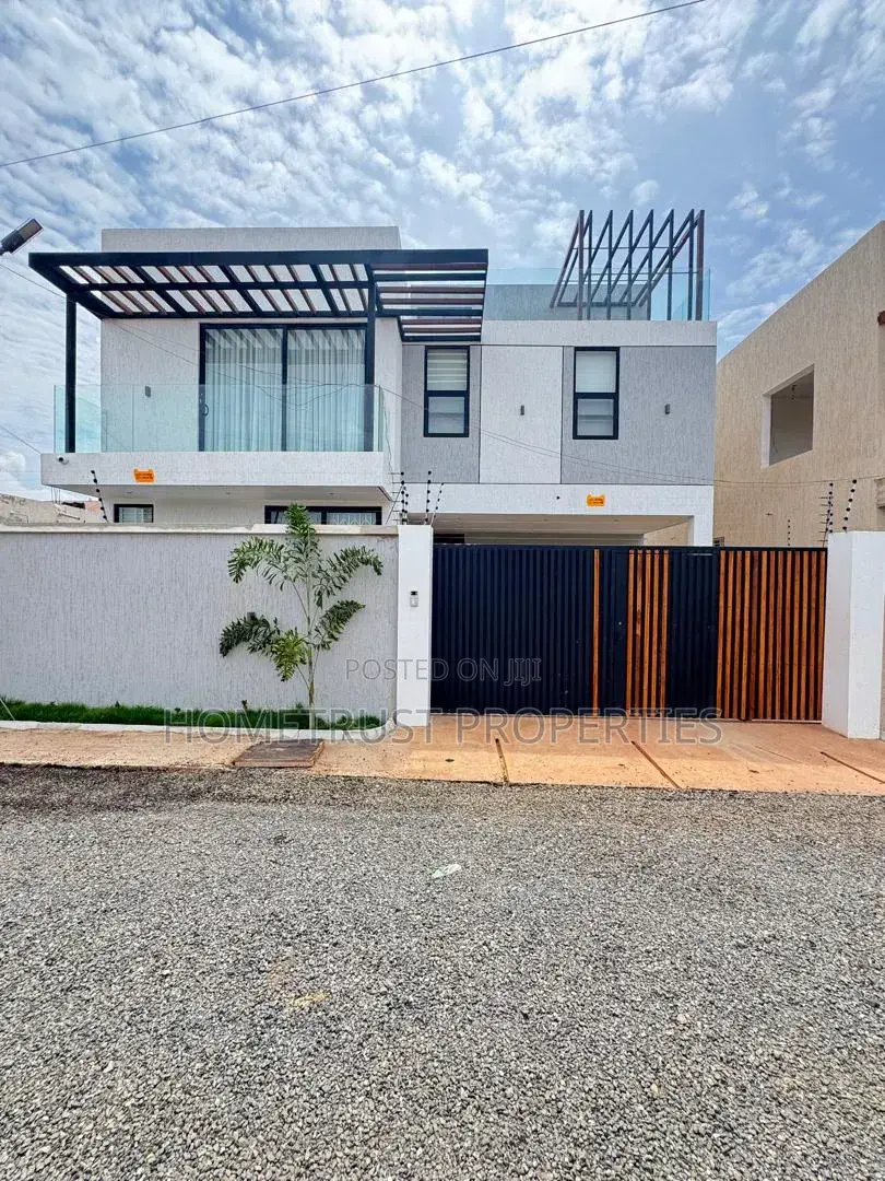 4bdrm Duplex in Madina Ritz Junction, Barrier for sale in Barrier