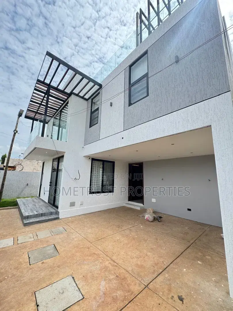 4bdrm Duplex in Madina Ritz Junction, Barrier for sale in Barrier