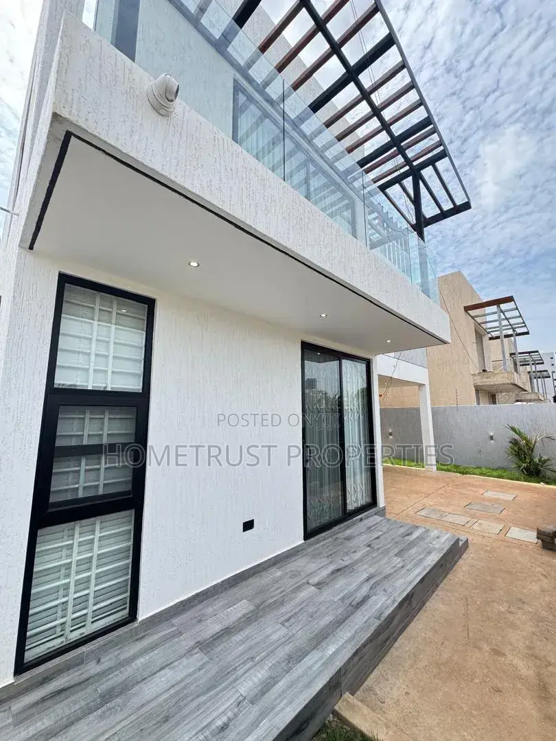 4bdrm Duplex in Madina Ritz Junction, Barrier for sale in Barrier