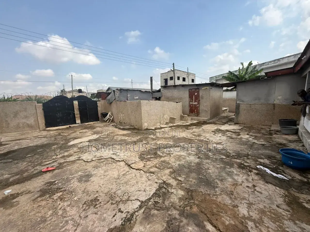3bdrm House in Lapaz Kata Area, Hong Kong for sale in Hong Kong