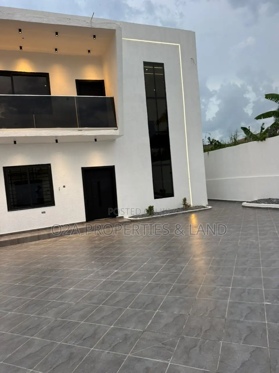 6bdrm House in Kentinkrono, Kumasi Metropolitan for sale in Kumasi Metropolitan