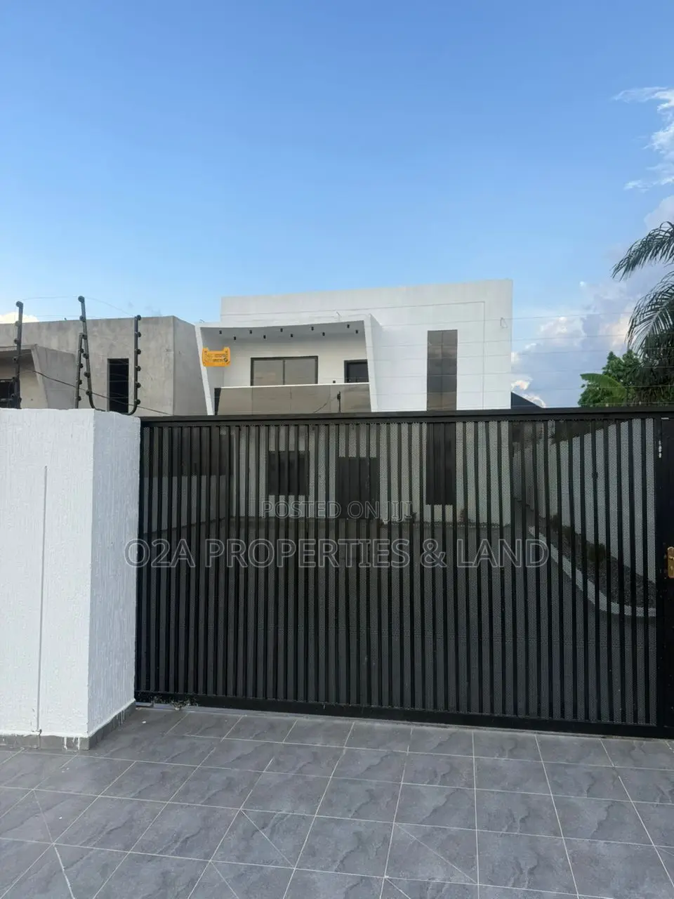 6bdrm House in Kentinkrono, Kumasi Metropolitan for sale in Kumasi Metropolitan