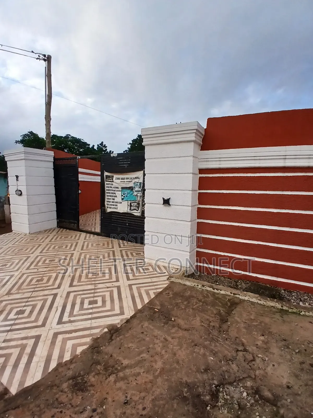 4bdrm House in Oyarifa, Pentecost for sale in Pentecost