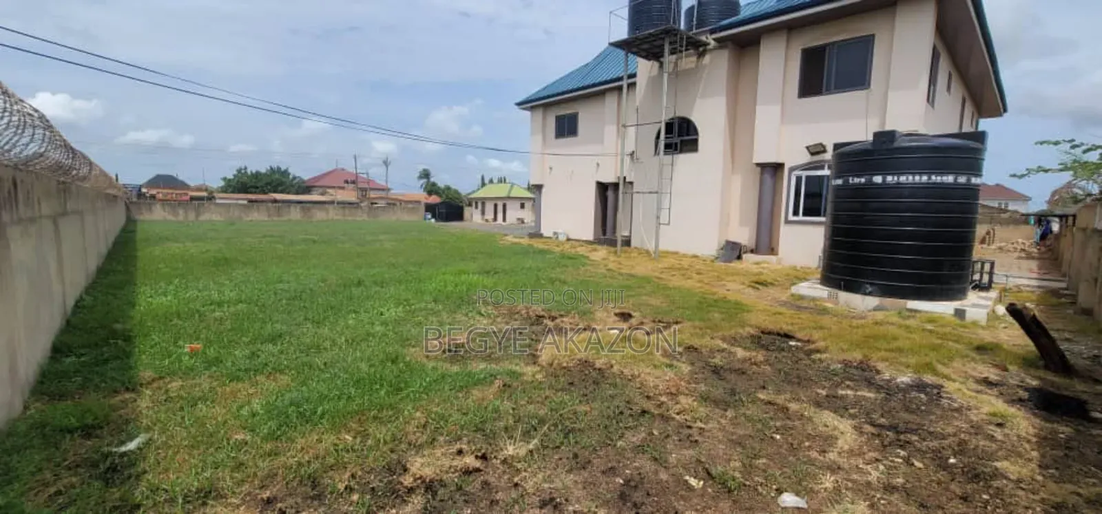 9bdrm Apartment in Begye, Dawhenya for sale in Dawhenya