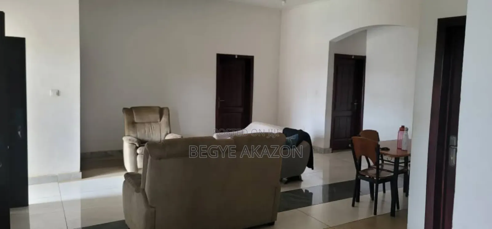 9bdrm Apartment in Begye, Dawhenya for sale in Dawhenya