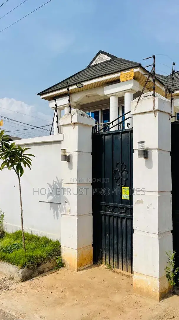 5bdrm Duplex in Tseaddo Dvla Area for rent in Tseaddo