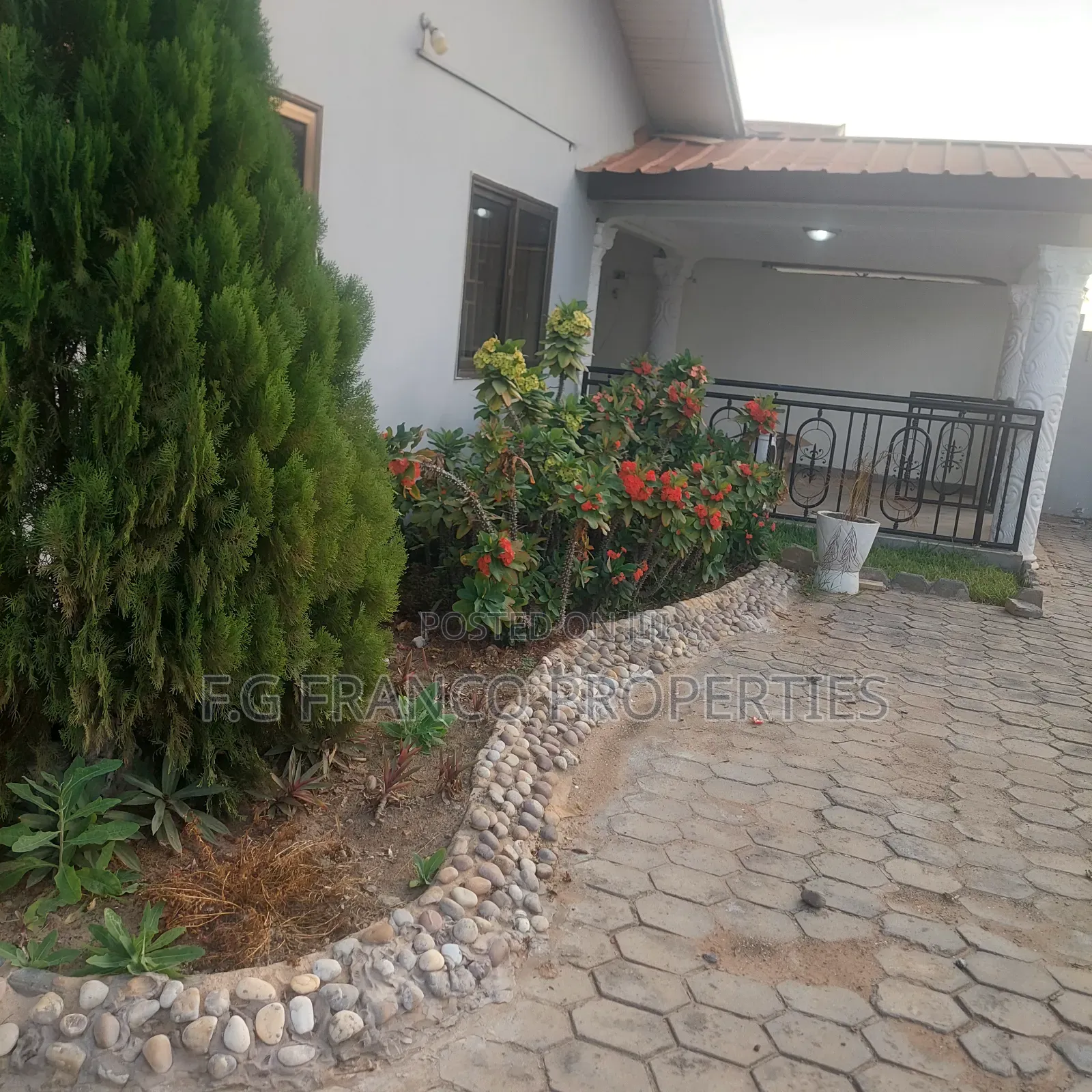 4bdrm House in Kg Franco Properties, Nungua for rent in Nungua