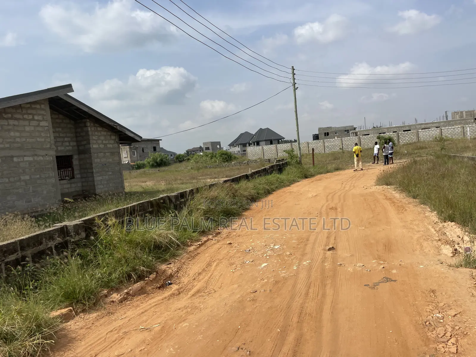 Land for Urgent Sale in Community 25