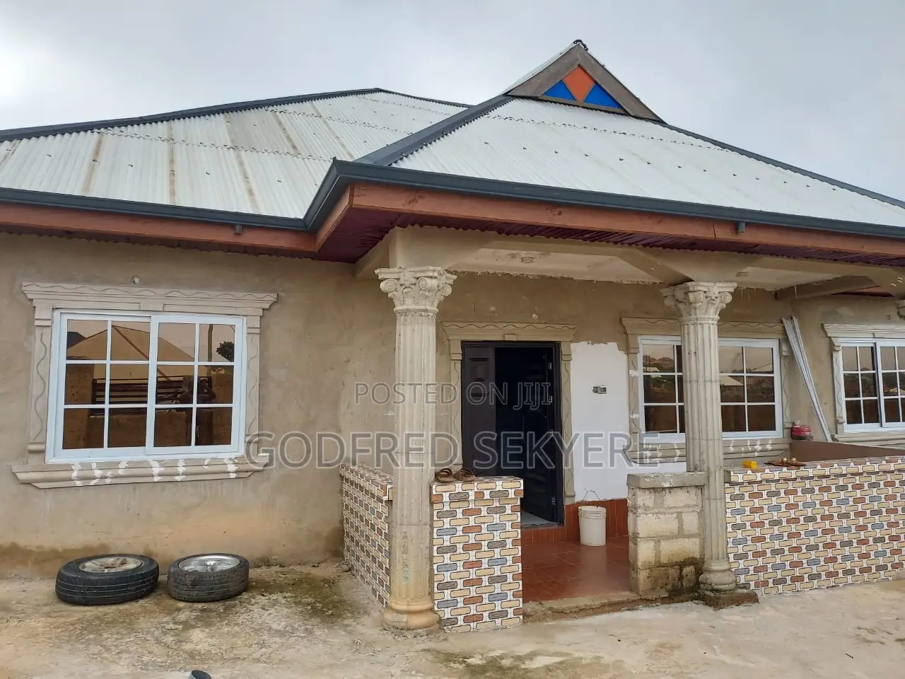 4bdrm Apartment in Adeleke Estates, Kumasi Metropolitan for sale in Kumasi Metropolitan