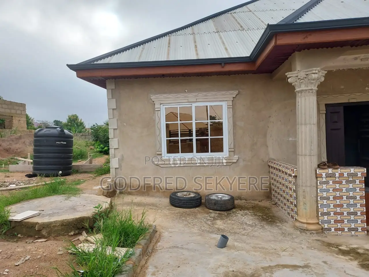 4bdrm Apartment in Adeleke Estates, Kumasi Metropolitan for sale in Kumasi Metropolitan
