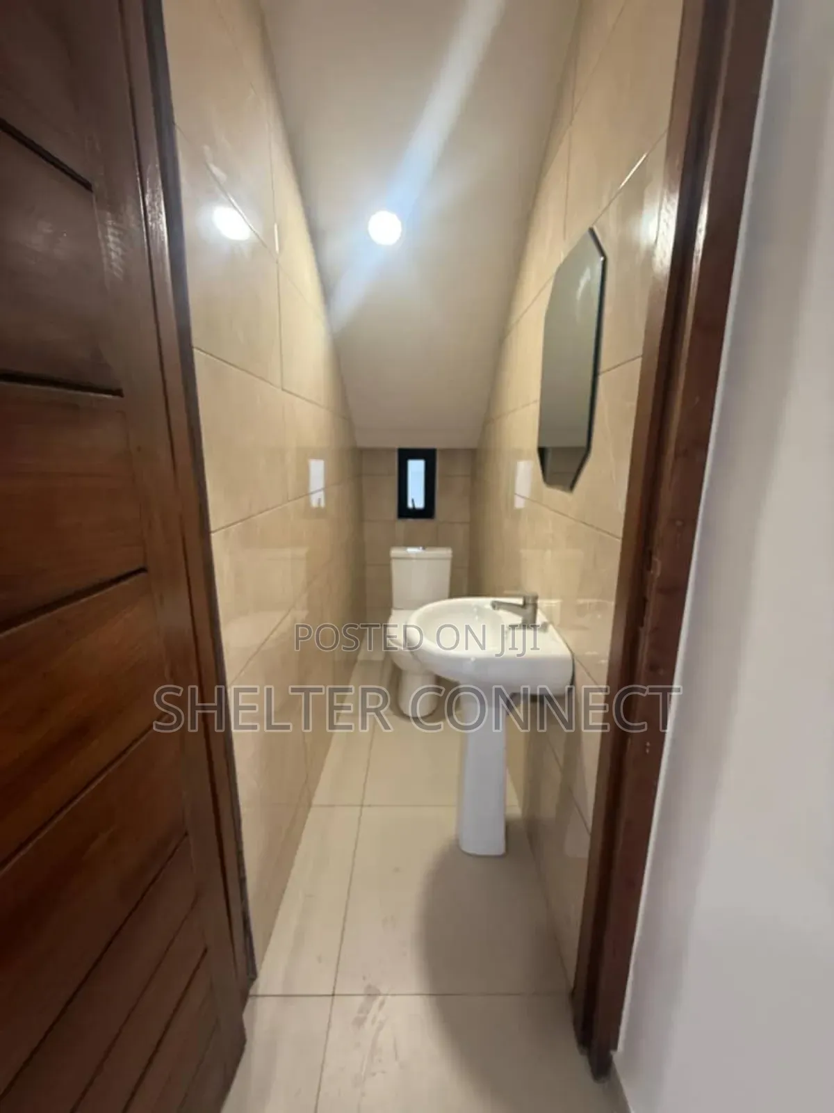 3bdrm Duplex in Oyarifa Tipper, Ghana Flag for rent in Ghana Flag