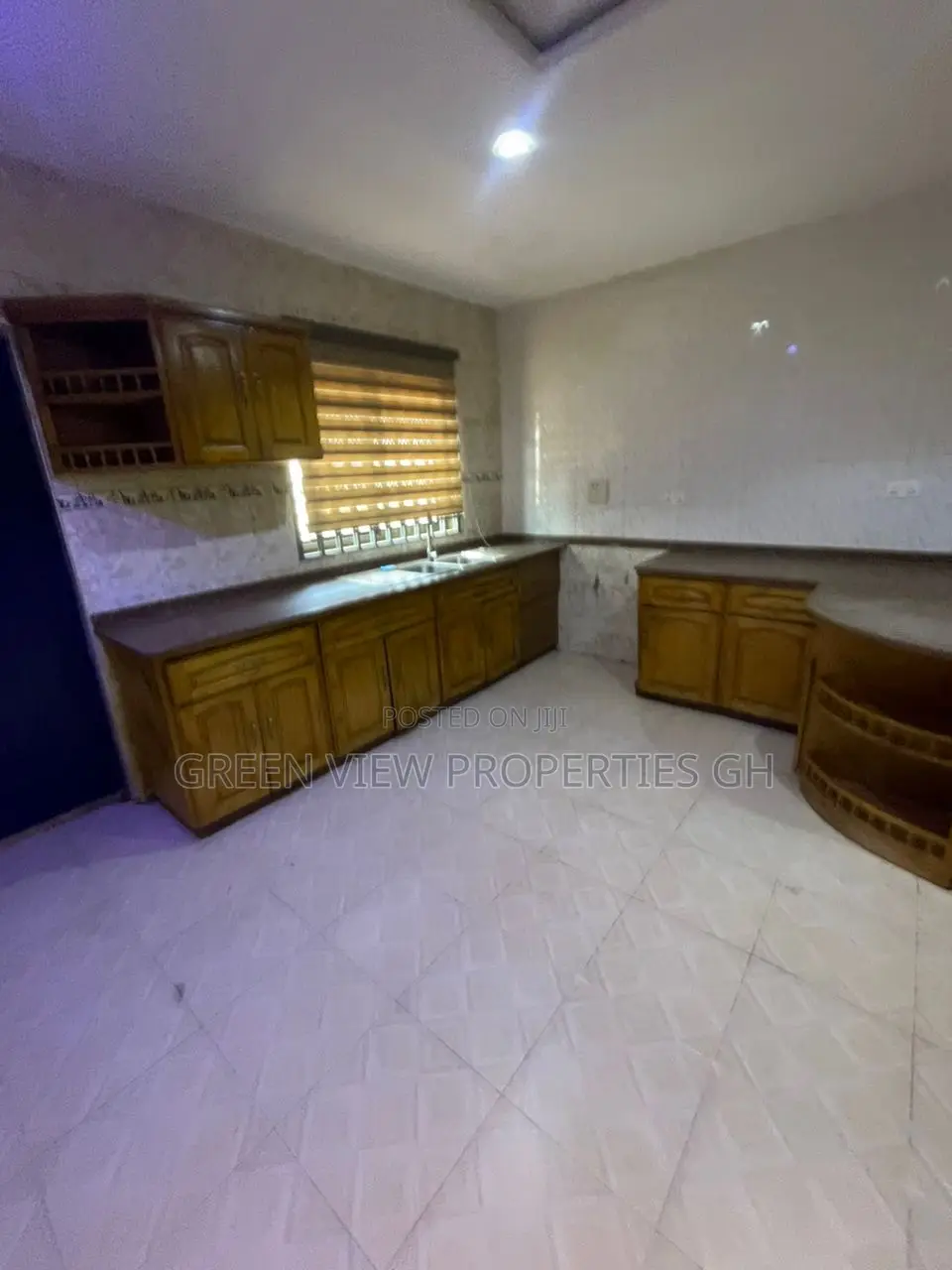 6bdrm House in West Hills Mall Area for rent in West Hills Mall Area