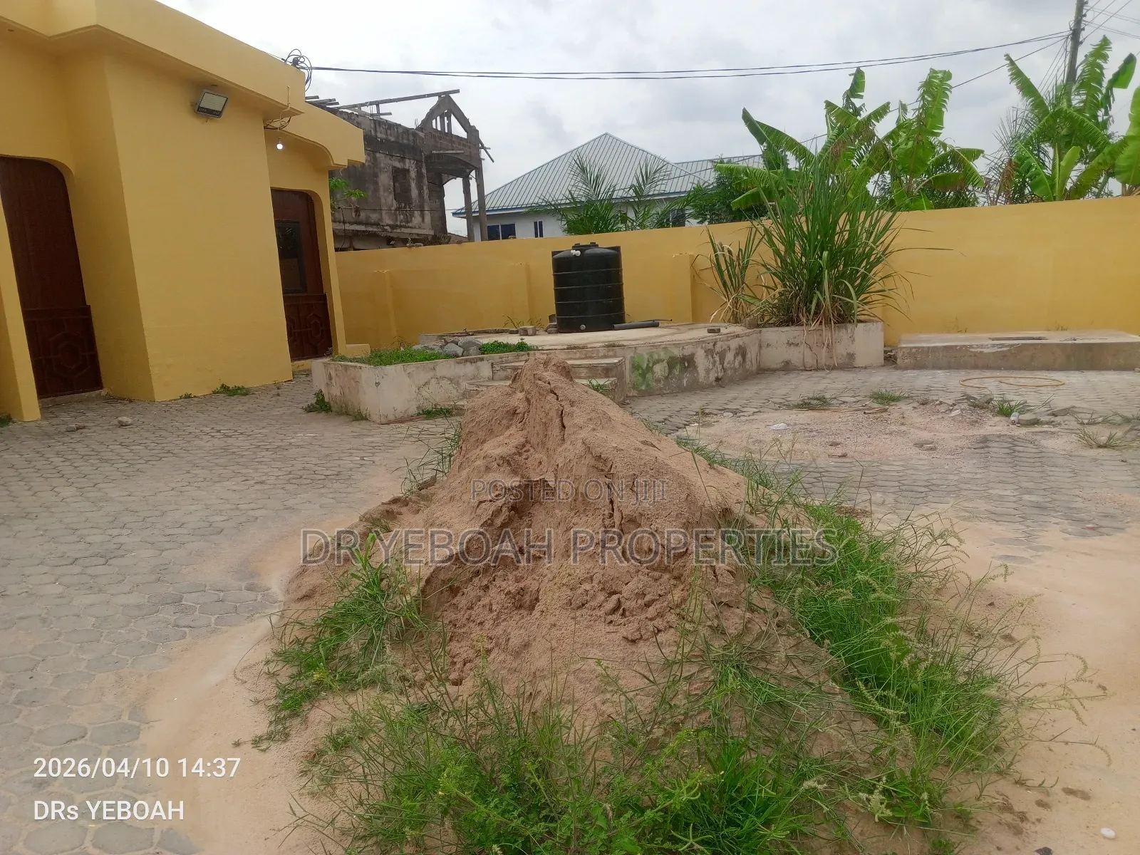 6bdrm House in 6 Bedrooms Self for rent in Spintex